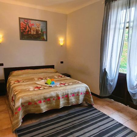 Host Civico 4 Apartment Montafia Ngoại thất bức ảnh